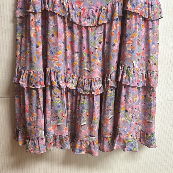 Olivaceous Tiered Dress W/Blue Background W/Flowers Size Junior Medium - Picture 6 of 11